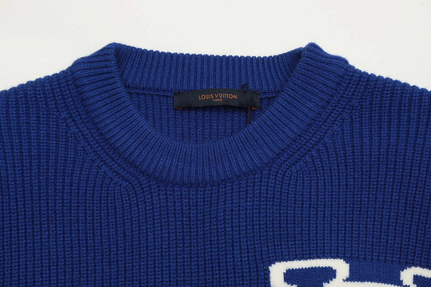 "VL" Knit